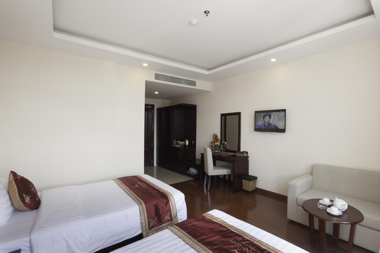 Khanh Linh Hotel Plây Ku Exterior foto
