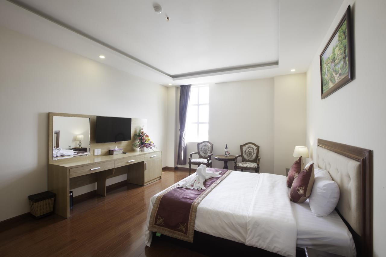Khanh Linh Hotel Plây Ku Exterior foto